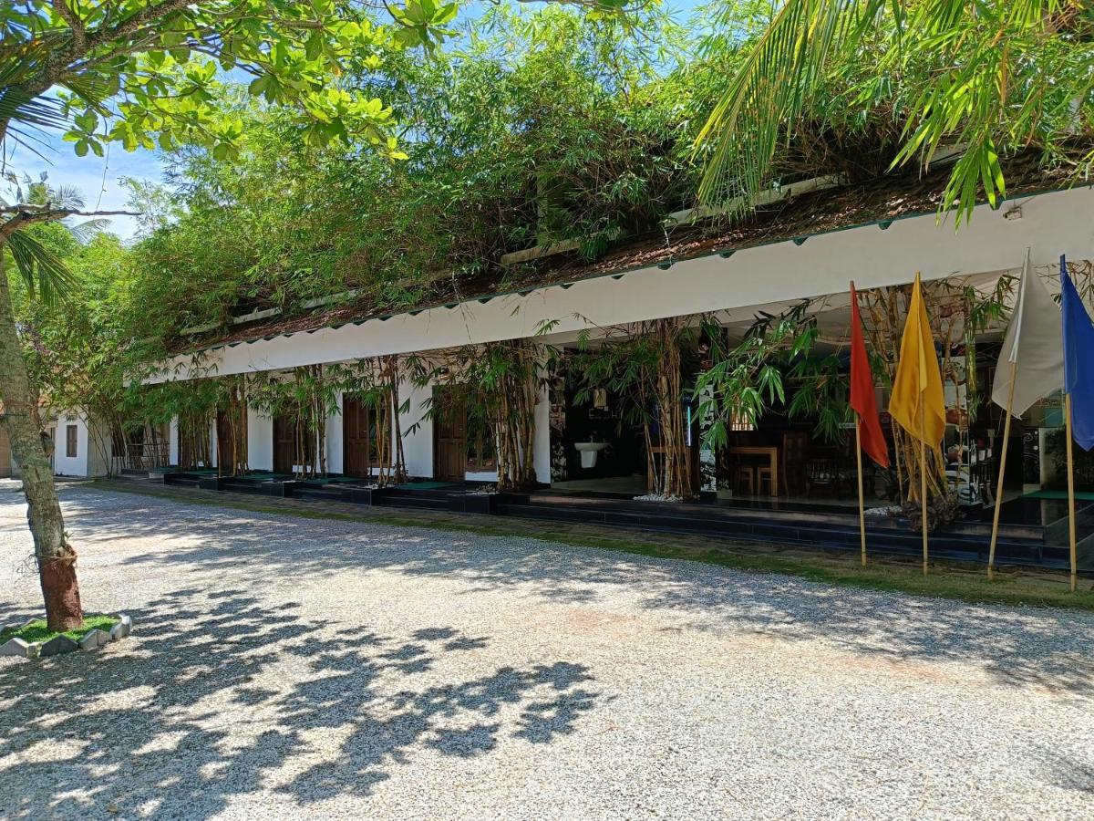 Global Backwater Resort โกลลัม ภายนอก รูปภาพ